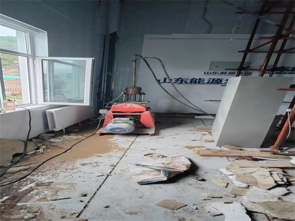 利津地基基础下沉墙体裂缝加固注浆顶升施工